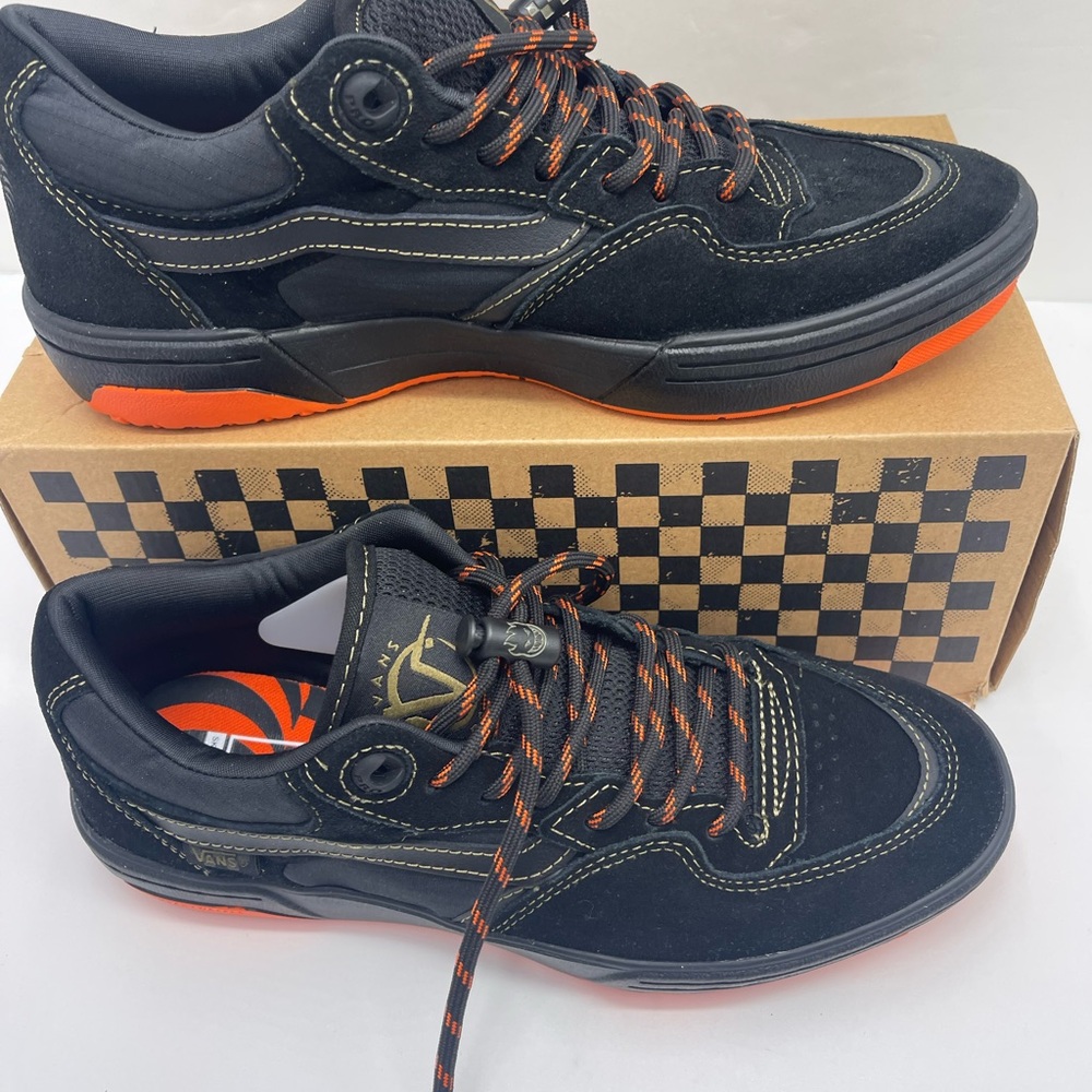 Vans Spitfire Men's Shoes Rowan 2
Spitfire Black/Flame
VN0A2Z3IBFM Sneakers - Picture 2 of 16